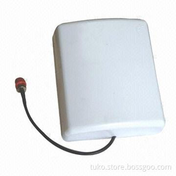 Directional panel antenna with N connector